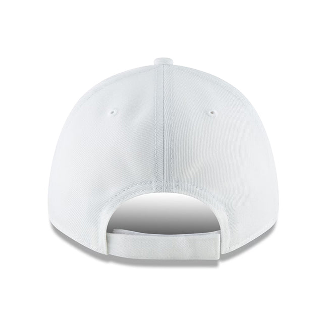 53年振りNBAファイナル優勝 海外取寄 ニューエラ キャップ 9FORTY ニューヨーク ニックス 2026 NBA FINALS CHAMPIONS ADJUSTABLE CAP WHITE