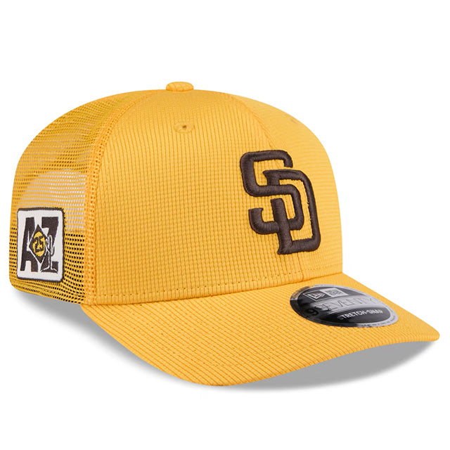ニューエラ キャップ 9SEVENTY サンディエゴ パドレス 2025 MLB SPRING TRAINING BP STRETCH MESH SNAPBACK CAP GOLD
