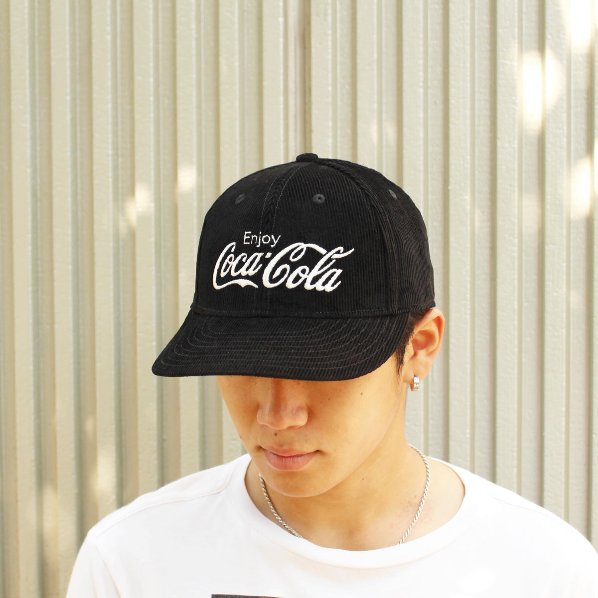 コカ コーラ 70’S CORDUROY STRAPBACK CAP