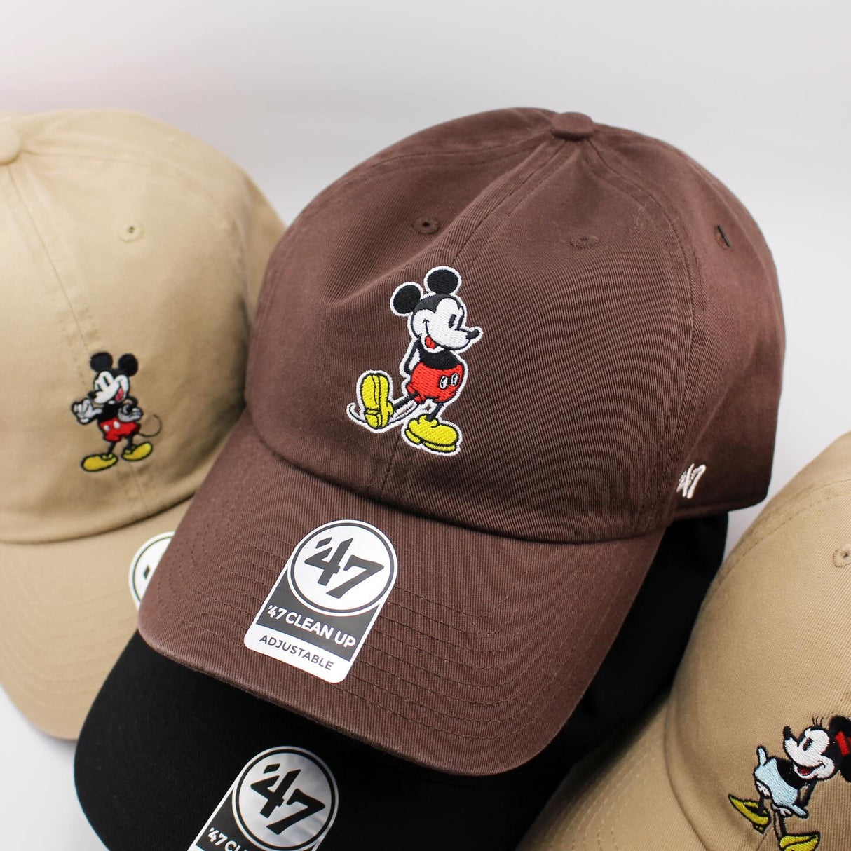 47ブランド キャップ ミッキーマウス CLEAN-UP STRAPBACK CAP BROWN