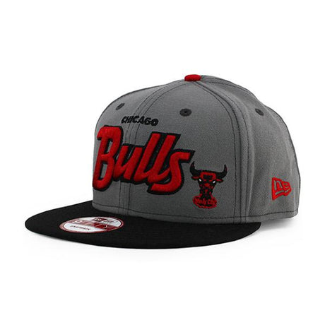 ニューエラ キャップ 9FIFTY シカゴ ブルズ NBA 2T FLAWLESS-SCRIPT SNAPBACK CAP GREY-BLACK NEW ERA CHICAGO BULLS