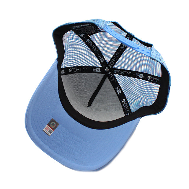 ニューエラ メッシュキャップ 9FORTY ノースカロライナ ターヒールズ NCAA A-FRAME TRUCKER MESH CAP LIGHT BLUE