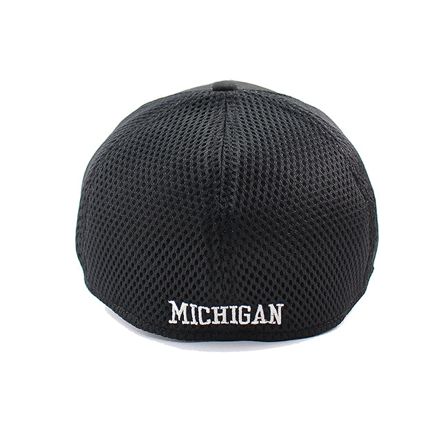 ニューエラ キャップ 39THIRTY ミシガン ウォルバリンズ NCAA NEO FLEX FIT CAP BLACK