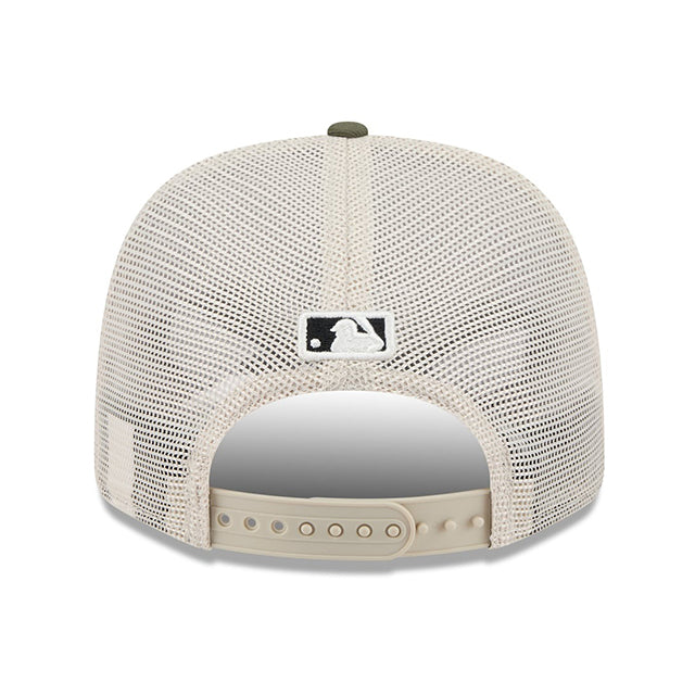 海外取寄 ニューエラ キャップ 9SEVENTY ロサンゼルス ドジャース 2025 MLB ARMED FORCES STARS N STRIPES STRETCH MESH SNAPBACK CAP LT BEIGE OLIVE