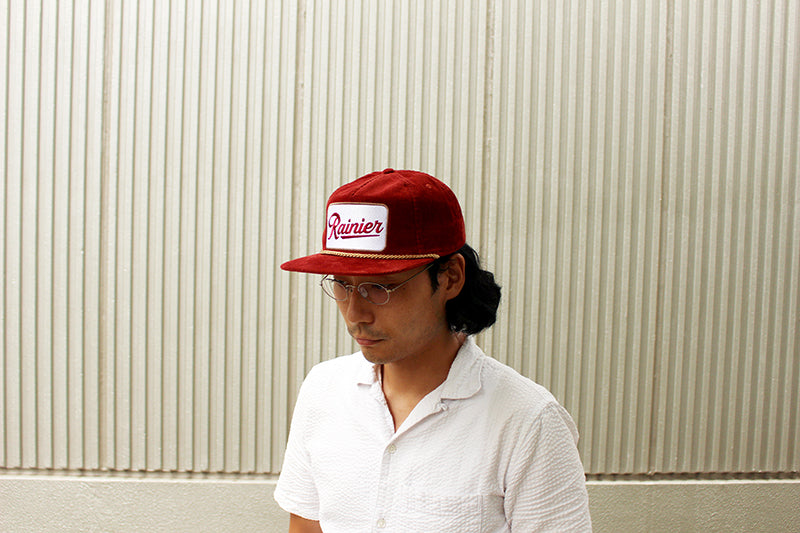 レーニアビール スナップバック RAINIER CORDUROY ROPE GOLF SNAPBACK CAP RED
