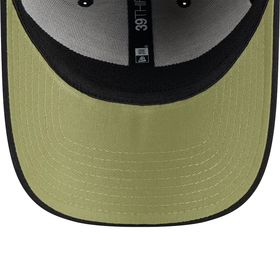 海外取寄 ニューエラ キャップ 39THIRTY シカゴ カブス 2024 MLB ARMED FORCES STARS N STRIPES FLEX FIT BLACK