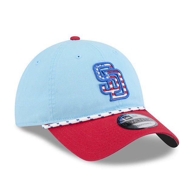 海外取寄 ニューエラ キャップ 9TWENTY サンディエゴ パドレス 2025 MLB JULY 4TH STARS N STRIPES ADJUSTABLE CAP LIGHT BLUE