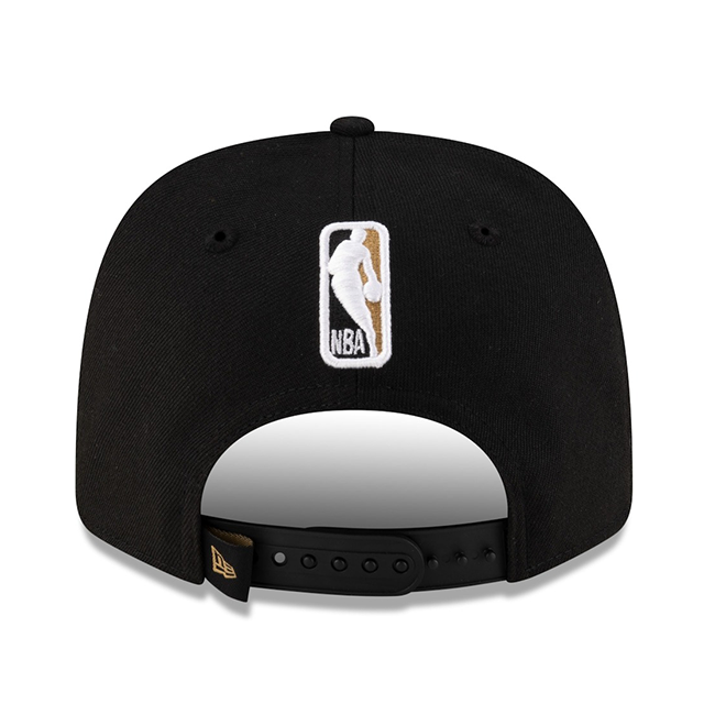 海外取寄 ニューエラ キャップ 9SEVENTY ストレッチ スナップバック オクラホマシティ サンダー 2025 NBA FINALS CHAMPIONS PARADE STRETCH SNAPBACK CAP WHITE BLACK