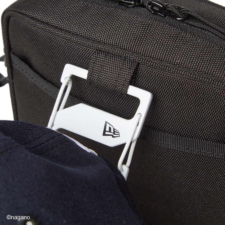 ニューエラ ショルダーポーチ 1.5L ちいかわ CHIIKAWA HACHIWARE USAGI SQUARE SHOULDER POUCH BLACK