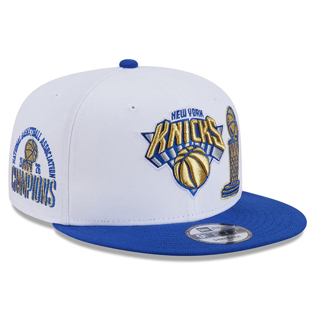 海外取寄 ニューエラ キャップ 9FIFTY ニューヨーク ニックス 2026 NBA FINALS CHAMPIONS RING CEREMONY SNAPBACK CAP WHITE-BLUE