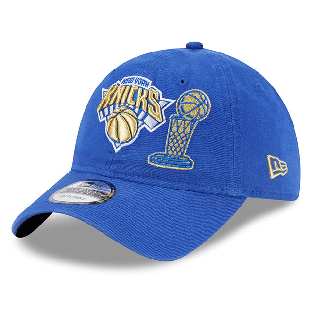 海外取寄 ニューエラ キャップ 9TWENTY ニューヨーク ニックス 2026 NBA FINALS CHAMPIONS RING CEREMONY STRAPBACK CAP BLUE