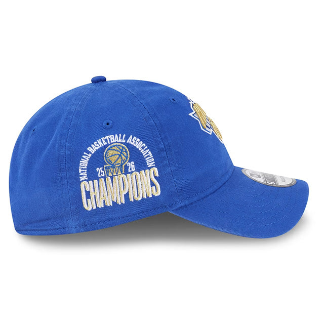 海外取寄 ニューエラ キャップ 9TWENTY ニューヨーク ニックス 2026 NBA FINALS CHAMPIONS RING CEREMONY STRAPBACK CAP BLUE