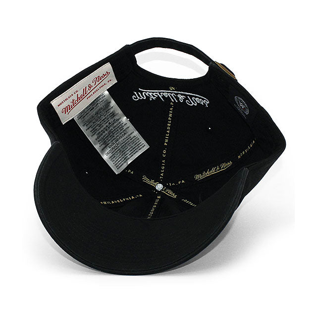 ミッチェル&ネス WWE キャップ SCRATCH LOGO STRAPBACK CAP BLACK
