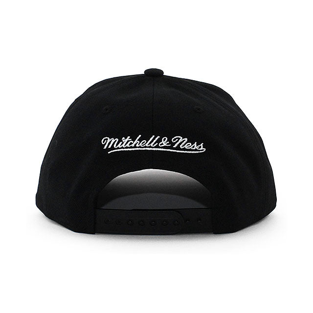 ミッチェル&ネス WWE キャップ WIRE PRO PINCH SNAPBACK CAP BLACK