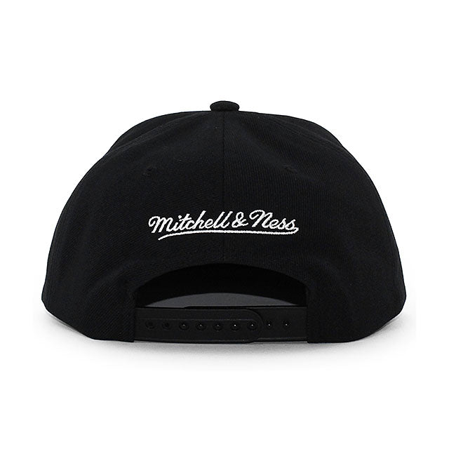 ミッチェル&ネス WWE キャップ SCRATCH LOGO SNAPBACK CAP BLACK