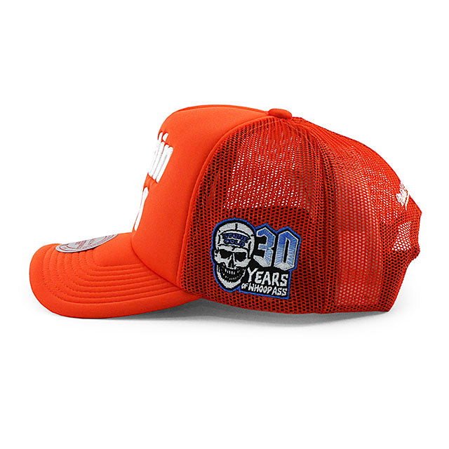 ストーン コールド スティーブ オースチン 30周年記念モデル ミッチェル&ネス WWE メッシュキャップ 3:16 TRUCKER MESH CAP ORANGE
