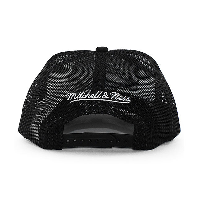 レッスルマニア42モデル ミッチェル&ネス WWE メッシュキャップ WRESTLEMANIA 42 VEGAS TRUCKER MESH CAP WHITE