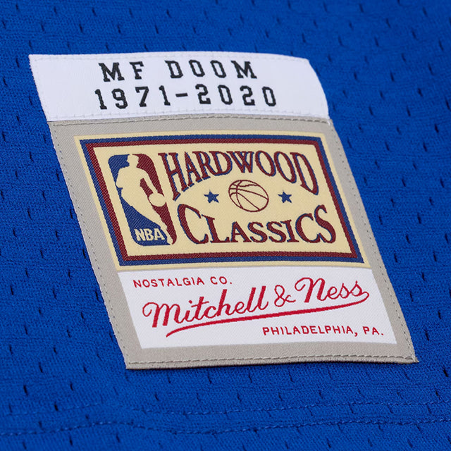 MF DOOMコラボ 海外取寄 ミッチェルアンドネス ユニフォームジャージー ニューヨーク ニックス A NEW YORK STORY FASHION JERSEY ROYAL BLUE