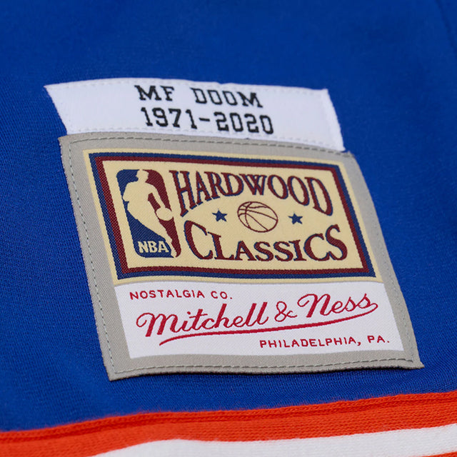 MF DOOMコラボ 海外取寄 ミッチェルアンドネス シューティングシャツ ニューヨーク ニックス A NEW YORK STORY FULL-SNAP SHOOTING SHIRT ROYAL BLUE