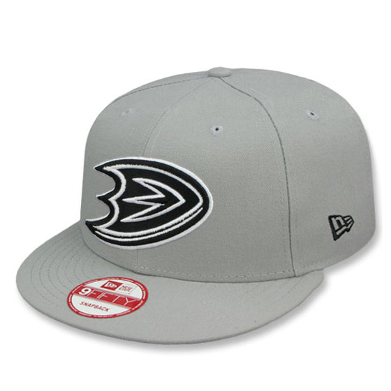ニューエラ 9FIFTY アナハイム ダックス TEAM-BASIC SNAPBACK CAP GREY-BLK