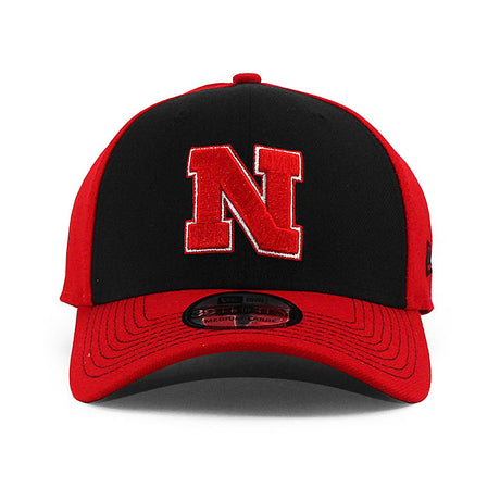 ニューエラ キャップ 39THIRTY ネブラスカ コーンハスカーズ NCAA TEAM CLASSIC FLEX FIT CAP BLACK