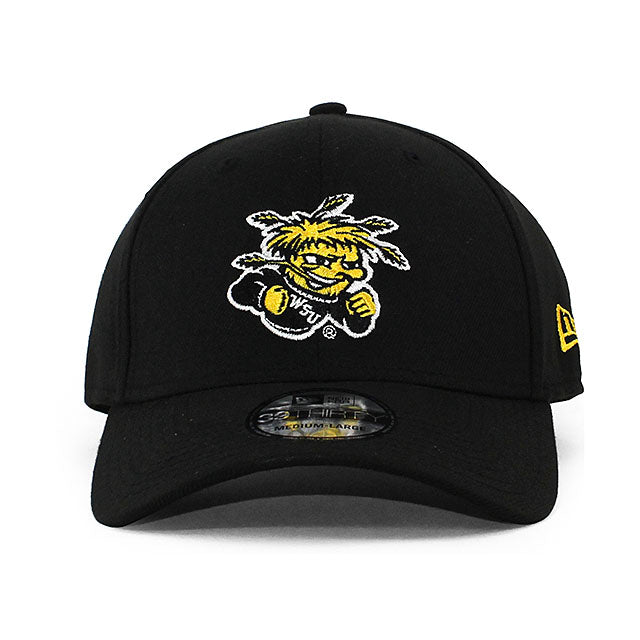 ニューエラ キャップ 39THIRTY ウィチタステイト ショッカーズ NCAA TEAM CLASSIC FLEX FIT CAP BLACK