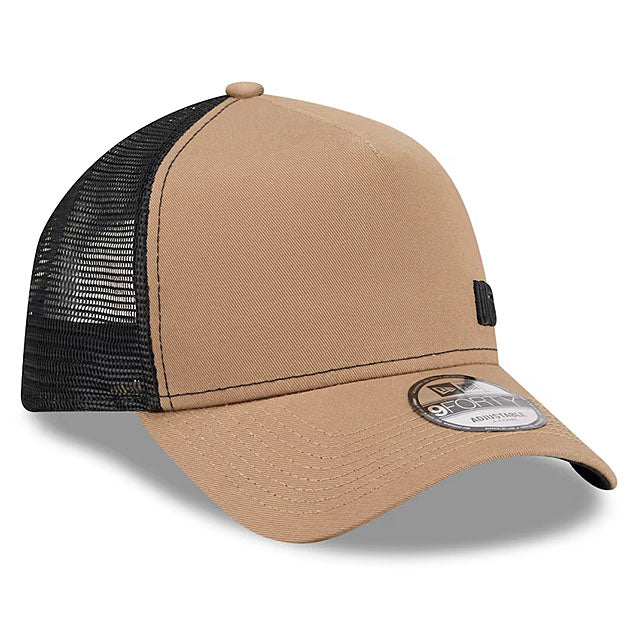 ニューエラ メッシュキャップ 9FORTY UFC FLAWLESS A-FRAME TRUCKER MESH CAP KHAKI
