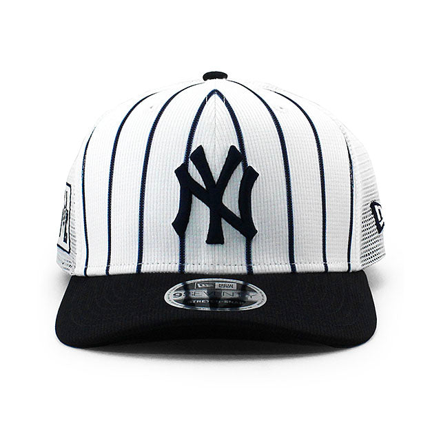 ニューエラ キャップ 9SEVENTY ニューヨーク ヤンキース 2025 MLB SPRING TRAINING BP STRETCH MESH SNAPBACK CAP WHITE