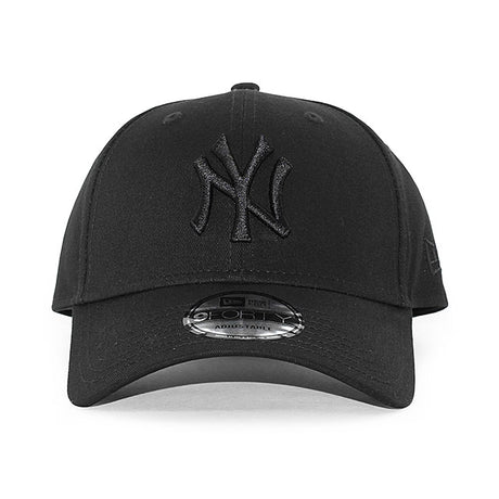EU AU限定モデル ニューエラ キャップ 9FORTY ニューヨーク ヤンキース MLB CURVE CLOTH STRAPBACK CAP BLACKOUT