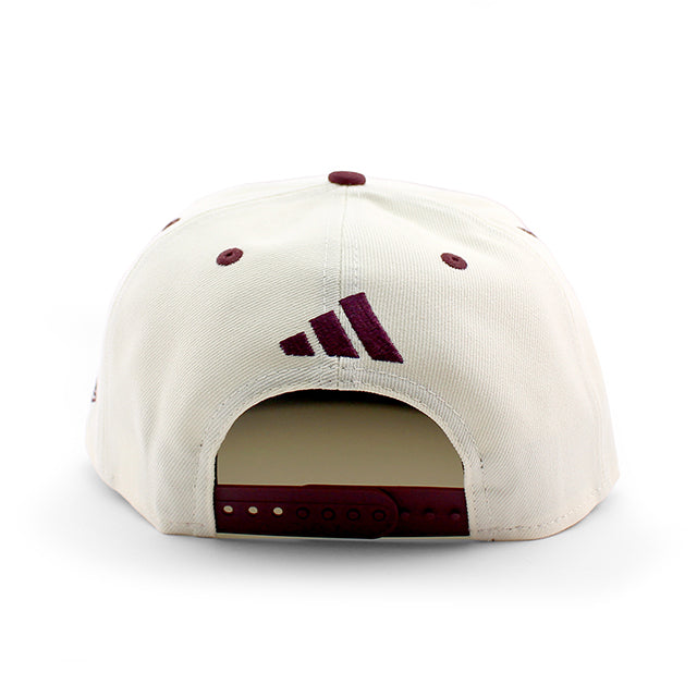 アディダスコラボ ニューエラ キャップ 9FIFTY テキサス A&M アギーズ NCAA ATM LOGO SNAPBACK CAP CHROME WHITE MAROON
