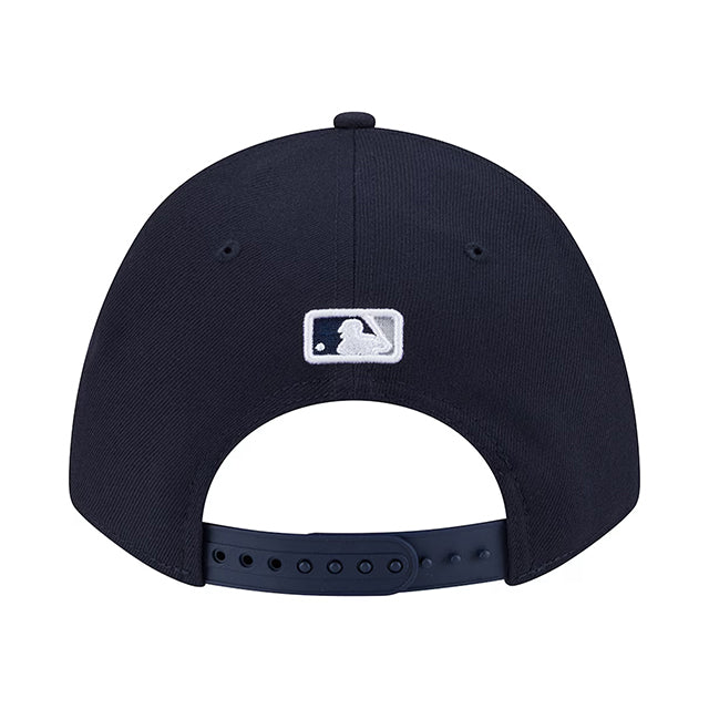 海外取寄 ニューエラ キャップ 9FORTY M-CROWN ニューヨーク ヤンキース 2026 OLD TIMER'S DAY REPLICA SNAPBACK CAP NAVY