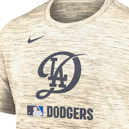 シティコネクト 海外取寄 NIKE Tシャツ ロサンゼルス ドジャース 2025 CITY CONNECT AUTHENTIC COLLECTION VELOCITY PERFORMANCE T-SHIRT CREAM