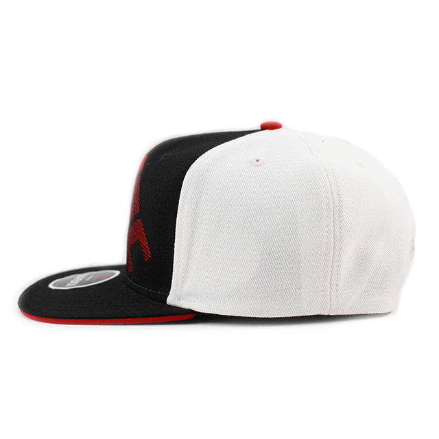リーボック スナップバック キャップ UFC FIGHT NIGHT FLAT BRIM SNAPBACK CAP BLACK WHITE RED