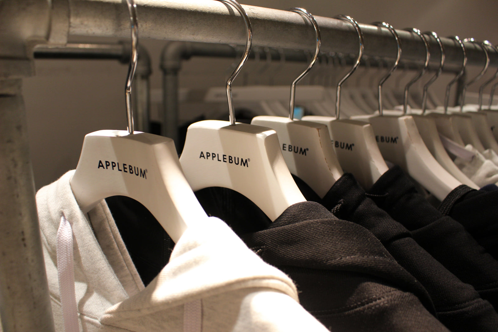 Store Locations : APPLEBUM ONLINE STORE