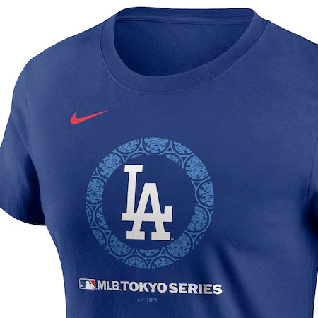 2025 東京シリーズモデル 海外取寄 NIKE 女性用 ロサンゼルス ドジャース LOCAL LOGO Tシャツ