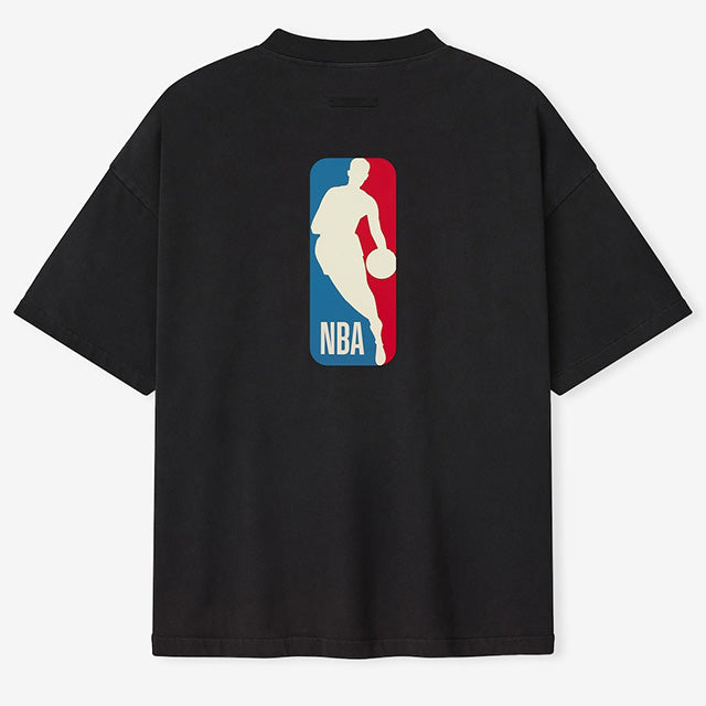 海外取寄 NBAコラボ フィアーオブゴッド エッセンシャルズ NBA LOGO SPORT T-SHIRT