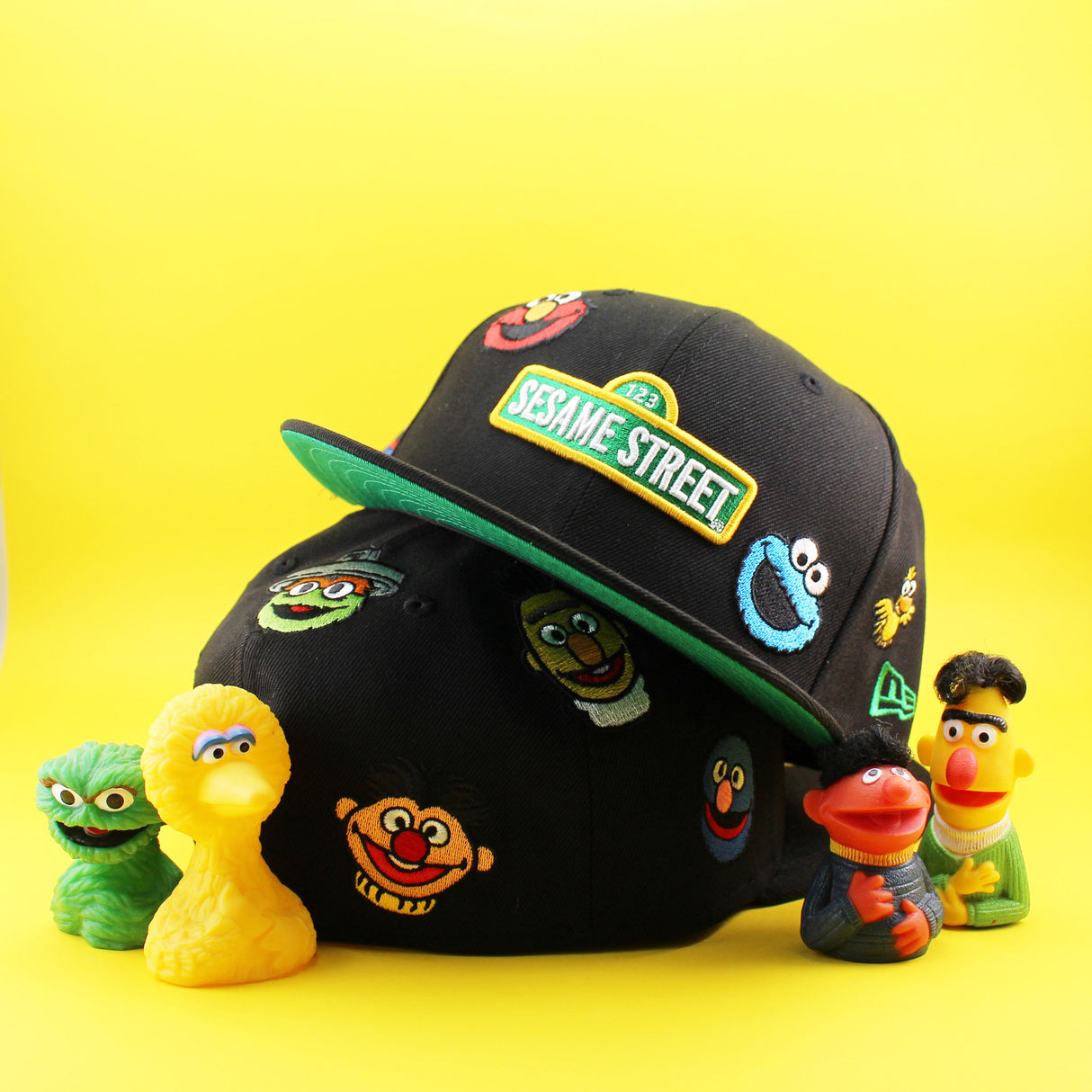 ニューエラ 59FIFTY キャップ セサミストリート ALL-POVER FITTED CAP BLACK