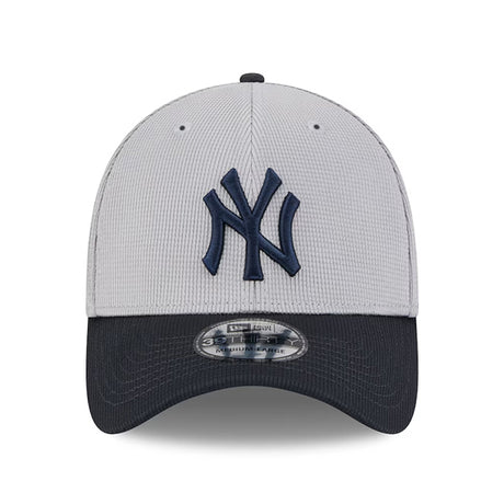 ニューエラ キャップ 海外取寄 39THIRTY ニューヨーク ヤンキース 2025 MLB SPRING TRAINING BP FLEX FIT CAP GREY-NAVY