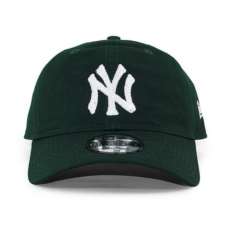 URBAN OUTFITTERS別注 ニューエラ キャップ 9TWENTY ニューヨーク ヤンキース MLB STRAPBACK CAP DARK GREEN NEW ERA NEW YORK YANKEES