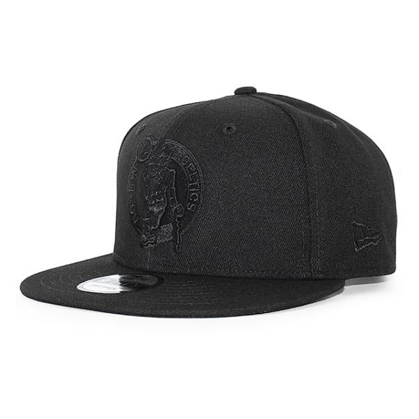 ニューエラ キャップ 9FIFTY ボストン セルティックス NBA TEAM-BASIC SNAPBACK CAP BLACKOUT NE –  Amazingstore