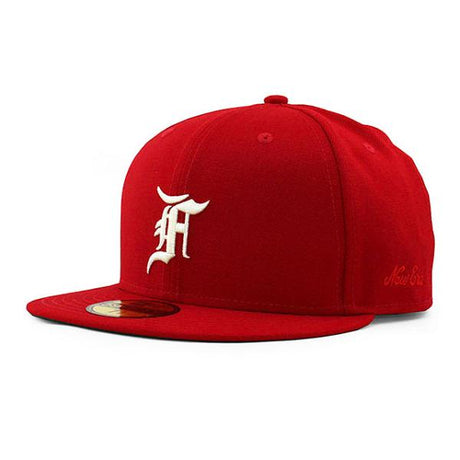 MLBコラボ ニューエラ フィアーオブゴッド エッセンシャルズ  59FIFTY FITTED CAP RED  NEW ERA FEAR OF GOD ESSENTIALS FOG