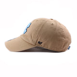 47ブランド キャップ ノースカロライナ ターヒールズ NCAA CLEAN UP CAP KHAKI