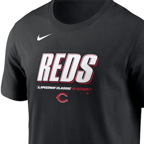 海外取寄 ナイキ 2025 スピードウェイ・クラシックモデル Tシャツ シンシナティ レッズ 2025 MLB SPEEDWAY CLASSIC WORDMARK T-SHIRT BLACK