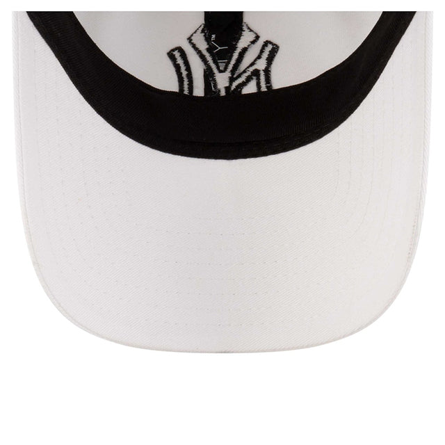 海外取寄 ニューエラ キャップ 9TWENTY ストラップバック DKNY ニューヨーク ヤンキース MLB CORE CLASSIC STRAPBACK CAP WHITE