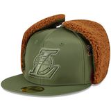海外取寄 ニューエラ キャップ 59FIFTY ロサンゼルス レイカーズ ALPHA INDUSTRIES DOGEAR FITTED CAP OLIVE