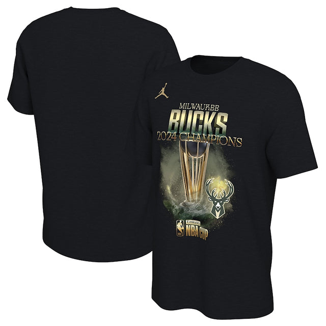 海外取寄 ジョーダンブランド Tシャツ ミルウォーキー バックス 2024 NBA CUP CHAMPIONS LOCKER ROOM T-SHIRT BLACK