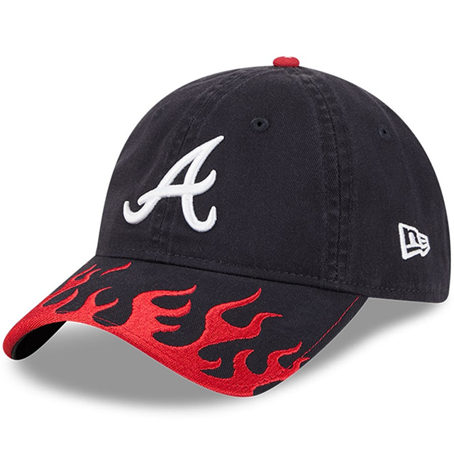 海外取寄 2025 MLB スピードウェイ・クラシックモデル ニューエラ キャップ 9TWENTY アトランタ ブレーブス 2025 MLB SPEEDWAY CLASSIC ADJUSTABLE CAP NAVY RED