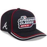 海外取寄 2025 MLB スピードウェイ・クラシックモデル ニューエラ キャップ 9SEVENTY アトランタ ブレーブス 2025 MLB SPEEDWAY CLASSIC FASHION PACK STRETCH SNAPBACK CAP NAVY
