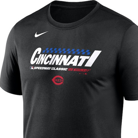 海外取寄 ナイキ 2025 スピードウェイ・クラシックモデル Tシャツ シンシナティ レッズ 2025 MLB SPEEDWAY CLASSIC LEGEND PERFORMANCE T-SHIRT BLACK