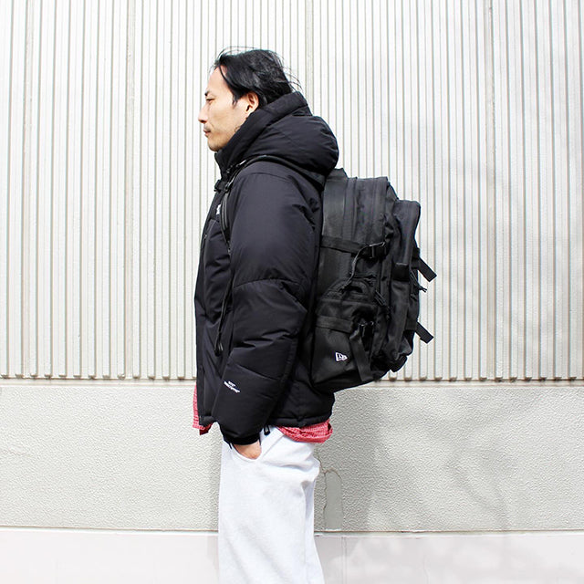 ニューエラ キャリアパック 35L CARRIER PACK BLACK/ 国内外から
